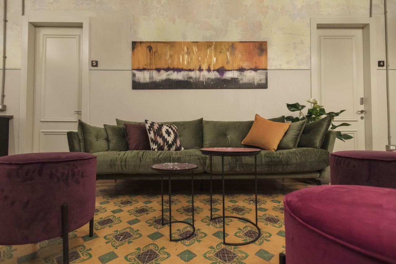 Jojo Tlv Hotel Тел Авив Екстериор снимка