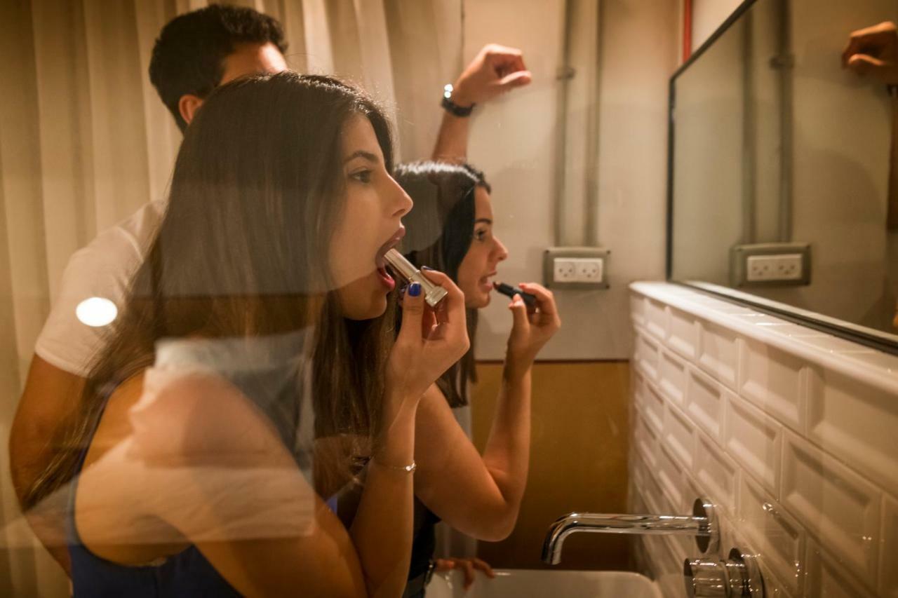 Jojo Tlv Hotel Тел Авив Екстериор снимка